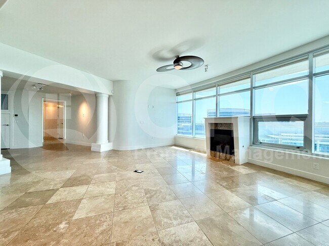 Building Photo - 140 E Rio Salado Pkwy