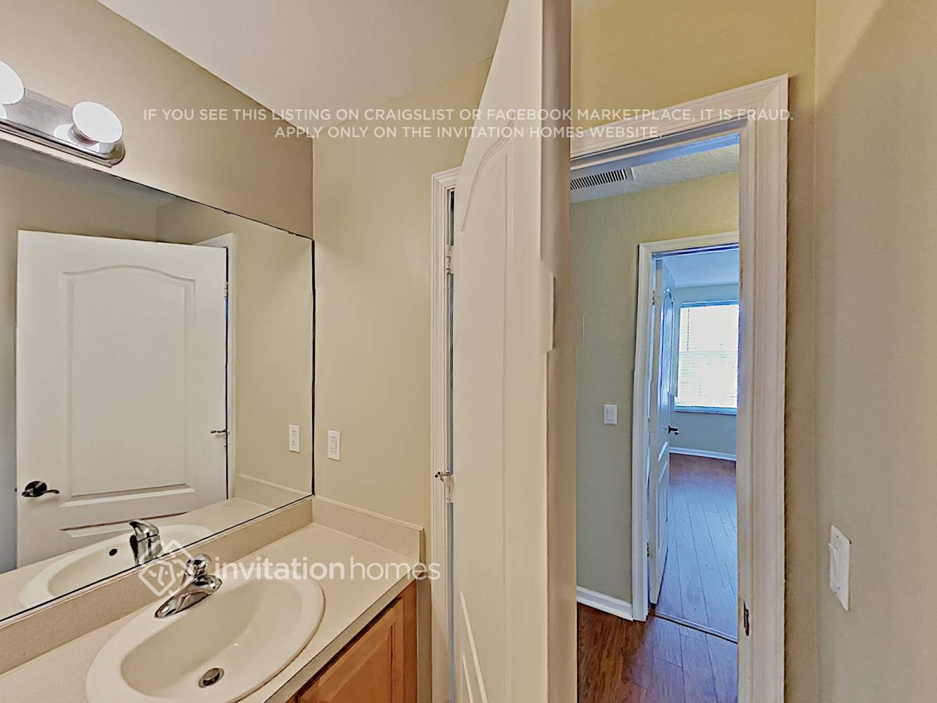 Building Photo - 276 Berenger Walk