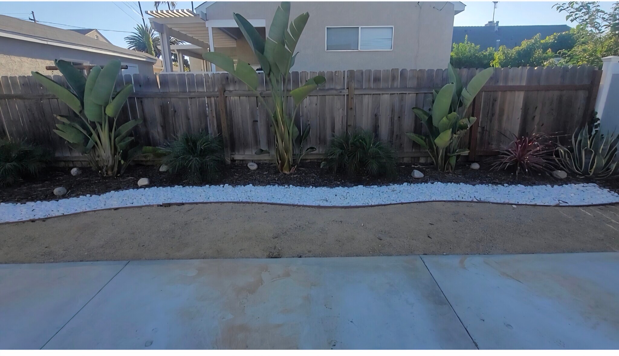 Building Photo - 2313 Belmont Ave