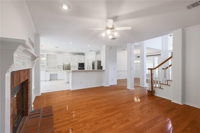 Building Photo - 10425 Indigo Broom Loop