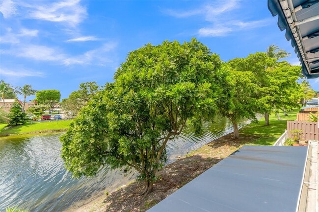 Building Photo - 7070 NW 173rd Dr