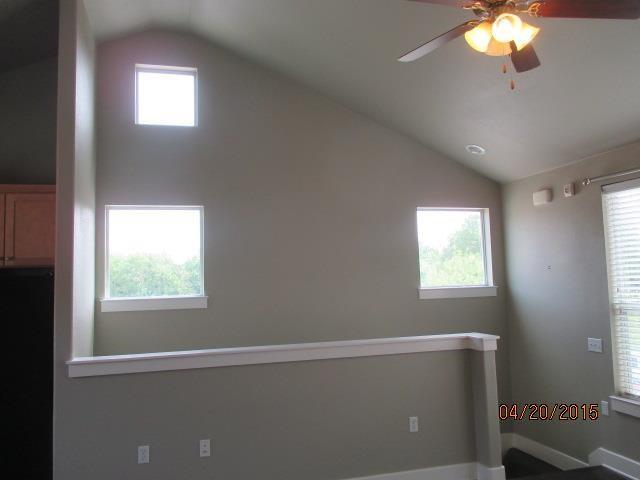 Building Photo - 1601 Miriam Ave