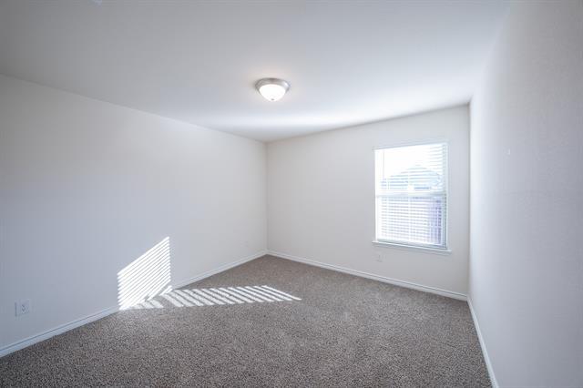 Building Photo - 400 Willow View Way