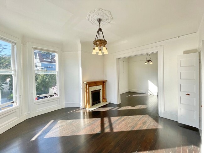 Building Photo - Prime Noe Valley 3Br/1.5Ba Top Floor Flat w/Laundry, Storage – A MUST SEE! PROGRESSIVE