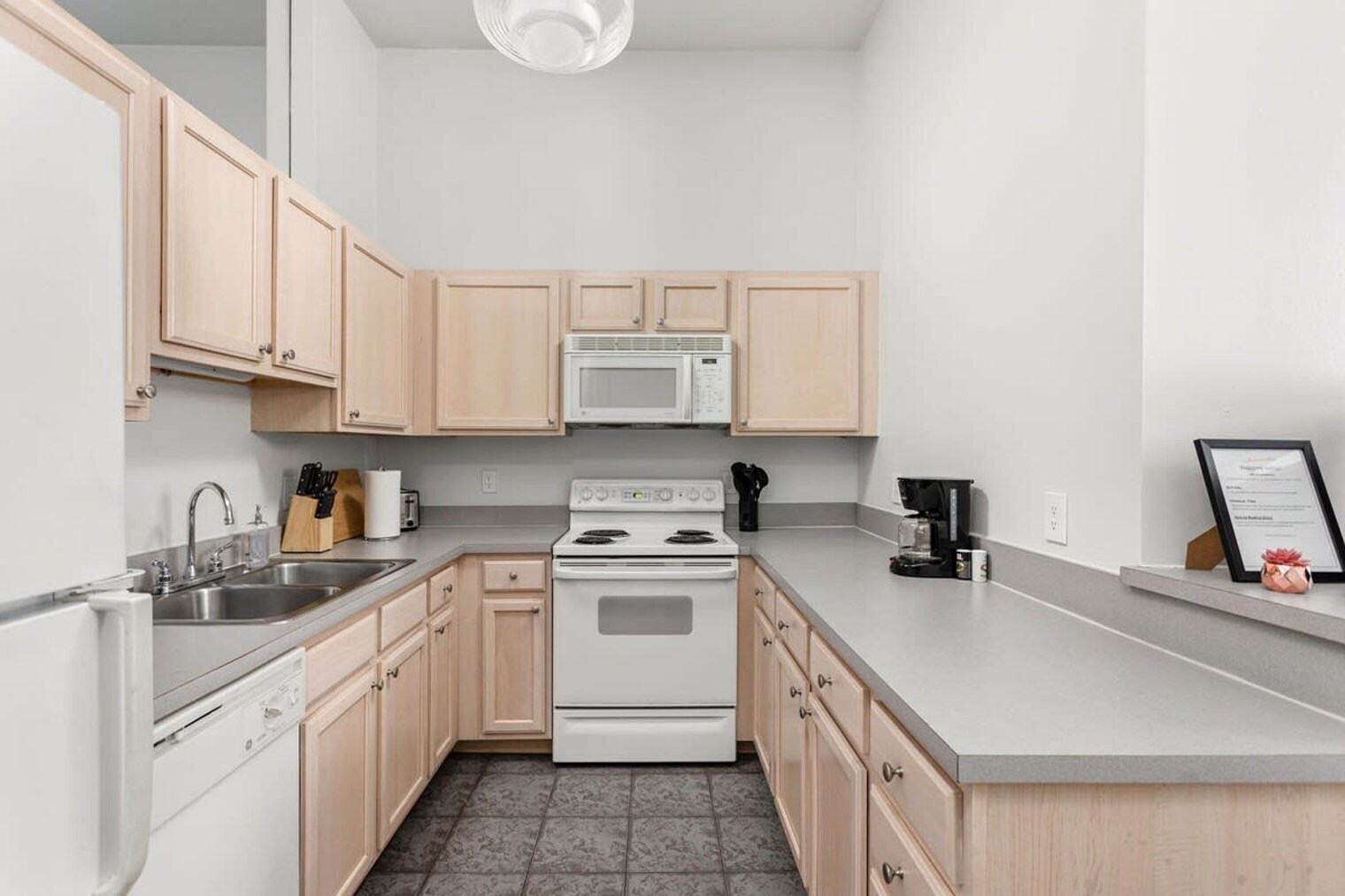 Building Photo - 50 N Illinois St