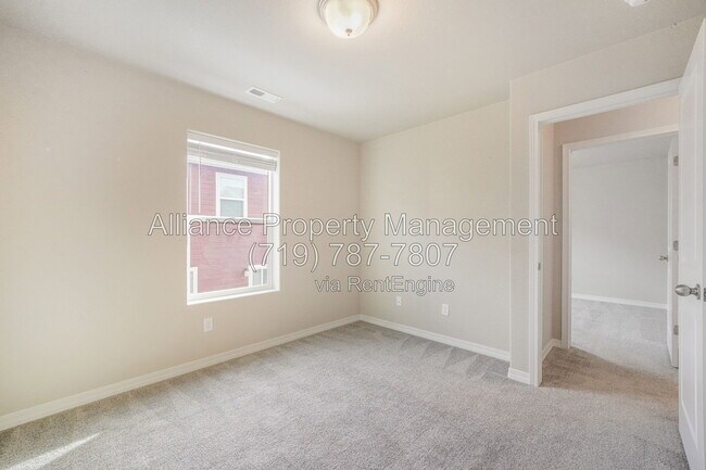 Building Photo - 7851 Lathrop Vw