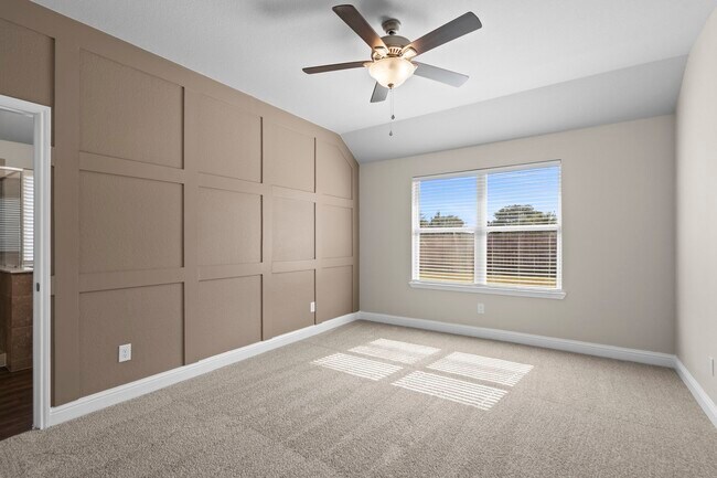 Building Photo - 15323 Holloway Hls Trl