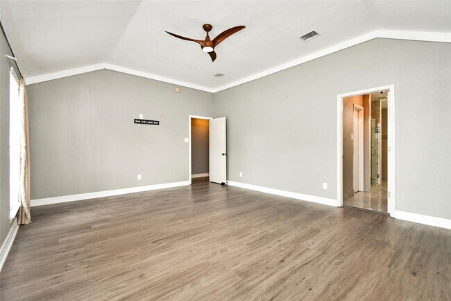 Building Photo - 1430 Acorn Ct