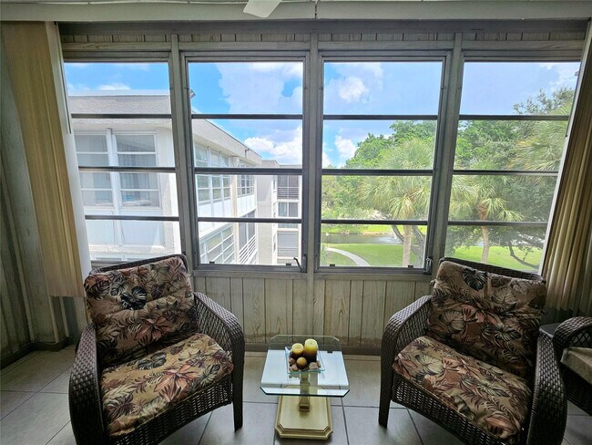 Building Photo - 4899 NW 26th Ct