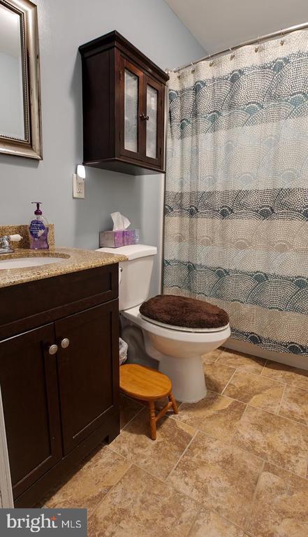 Building Photo - 502 Central Ave