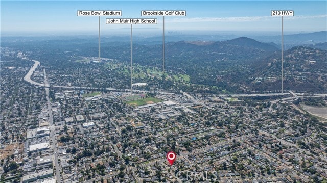 Building Photo - 2461 St Pierre Ave