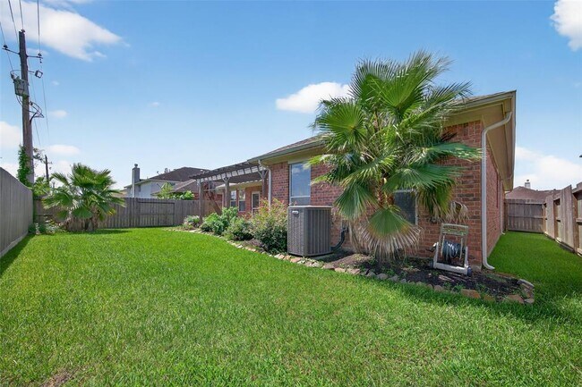 Building Photo - 3491 Cedar Prairie Dr