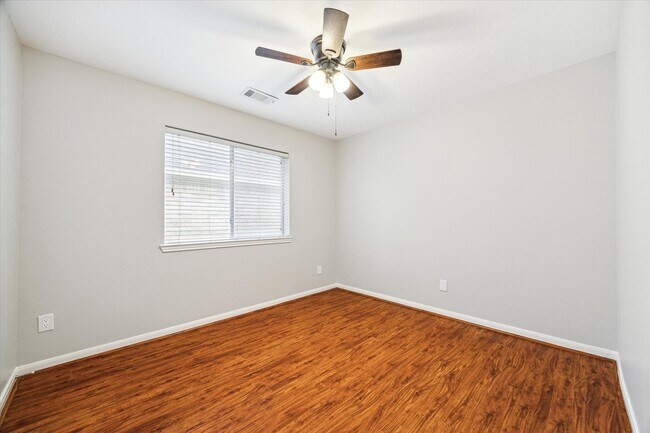 Building Photo - 16814 Dunbar Grove Ct
