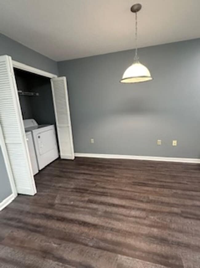 Building Photo - Lakeside Townhomes, Daleville Alabama