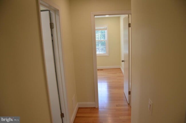 Building Photo - 9012 Paddock Ln