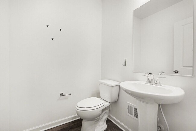 Building Photo - Built 2024 | Modern Townhome Near Fredericksburg – More Space, Better Value