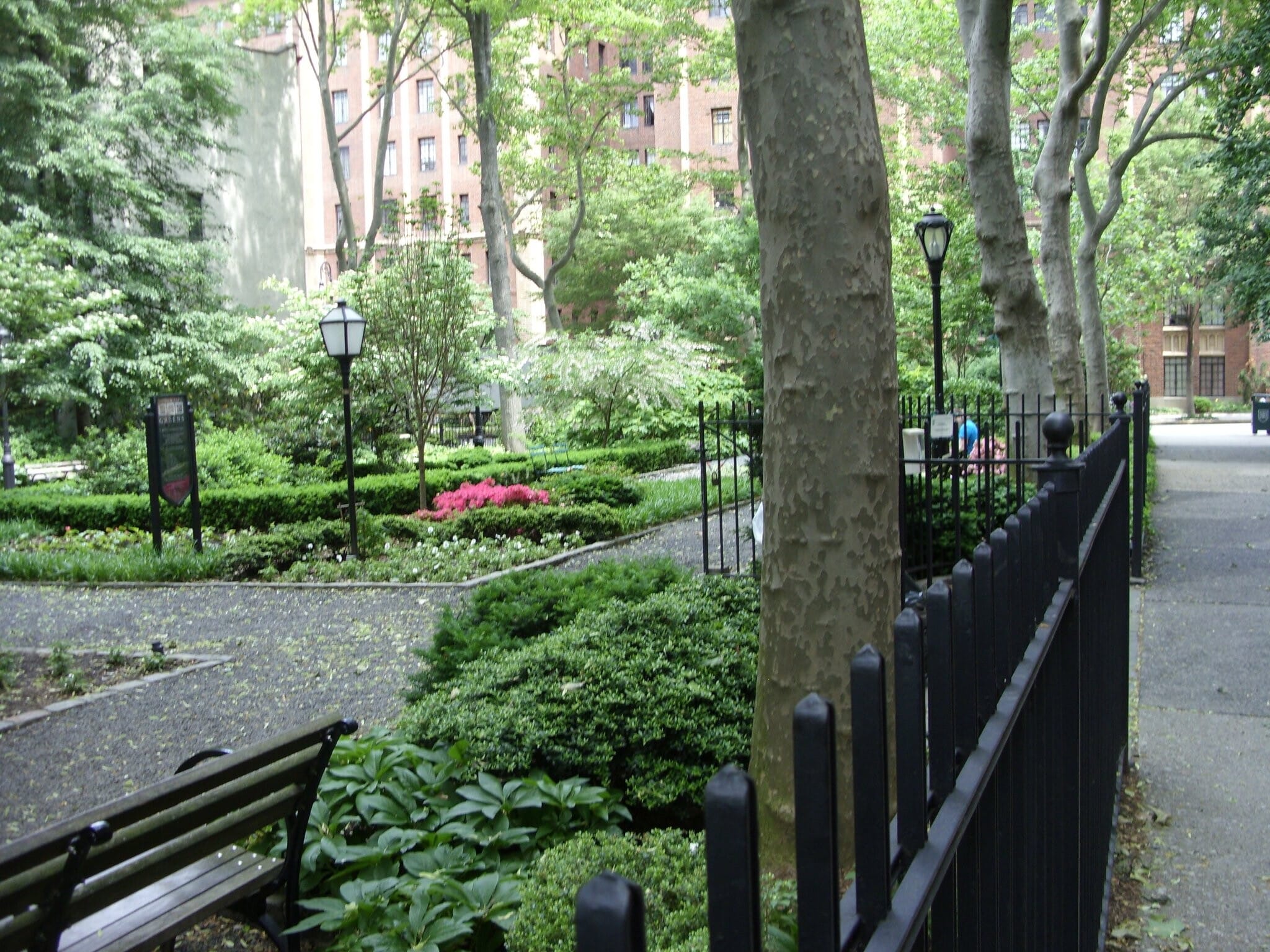 Building Photo - 45 Tudor City Pl