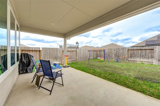 Building Photo - 22534 Petrizzi Ln