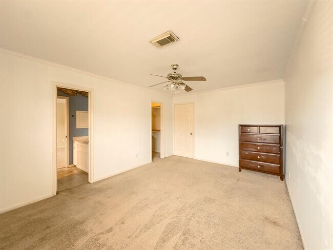 Building Photo - 16714 Colony Terrace Dr