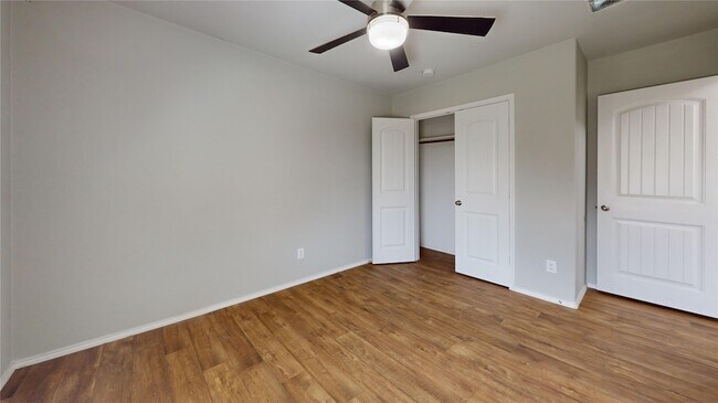 Building Photo - 3101 Buckthorn St