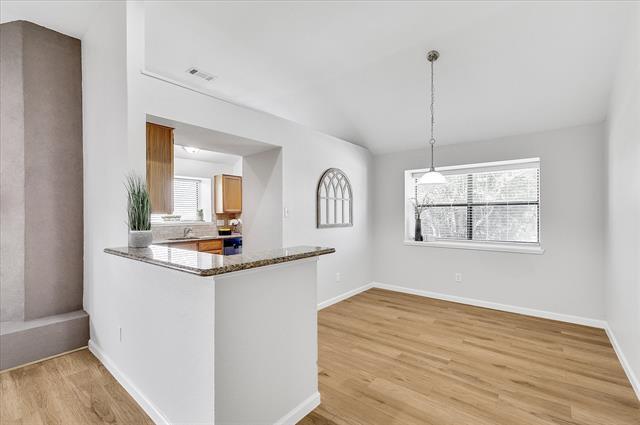 Building Photo - 1501 Springaire Ln