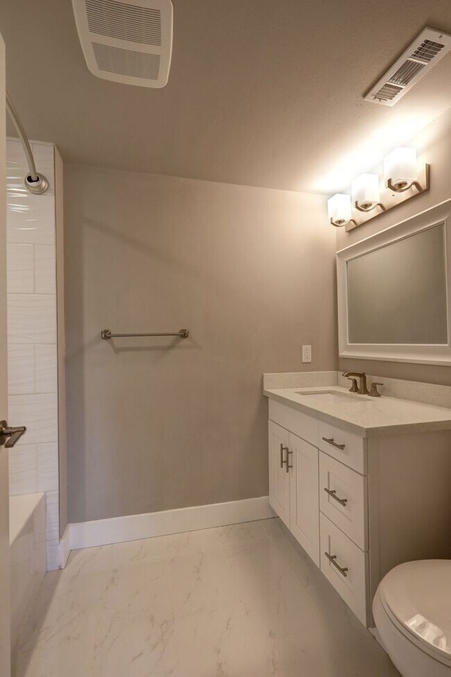 Building Photo - Where Architecture Meets Nature – Private Mercer Island Gem