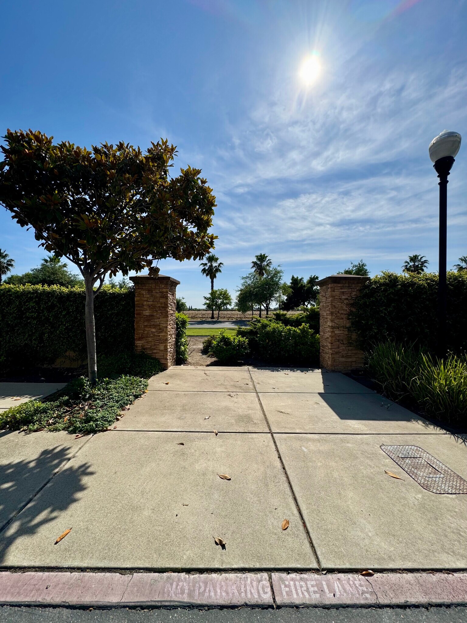 Building Photo - 3301 N Park Dr
