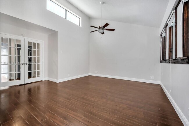 Building Photo - 22845 Ironwedge Dr
