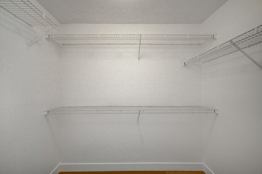 Building Photo - 2300 E Silverado Ranch Blvd