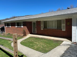 Building Photo - jone312