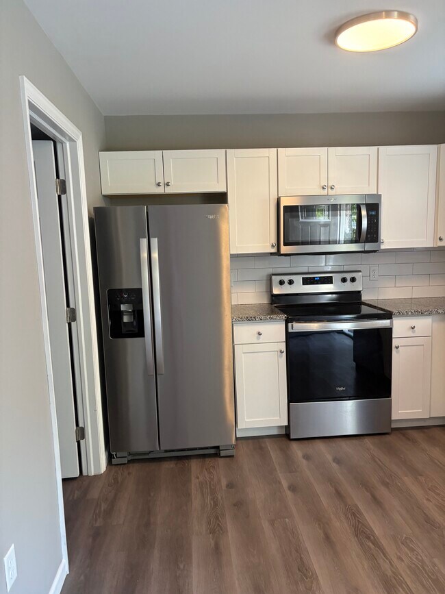 Building Photo - Richardson Rd Townhomes
