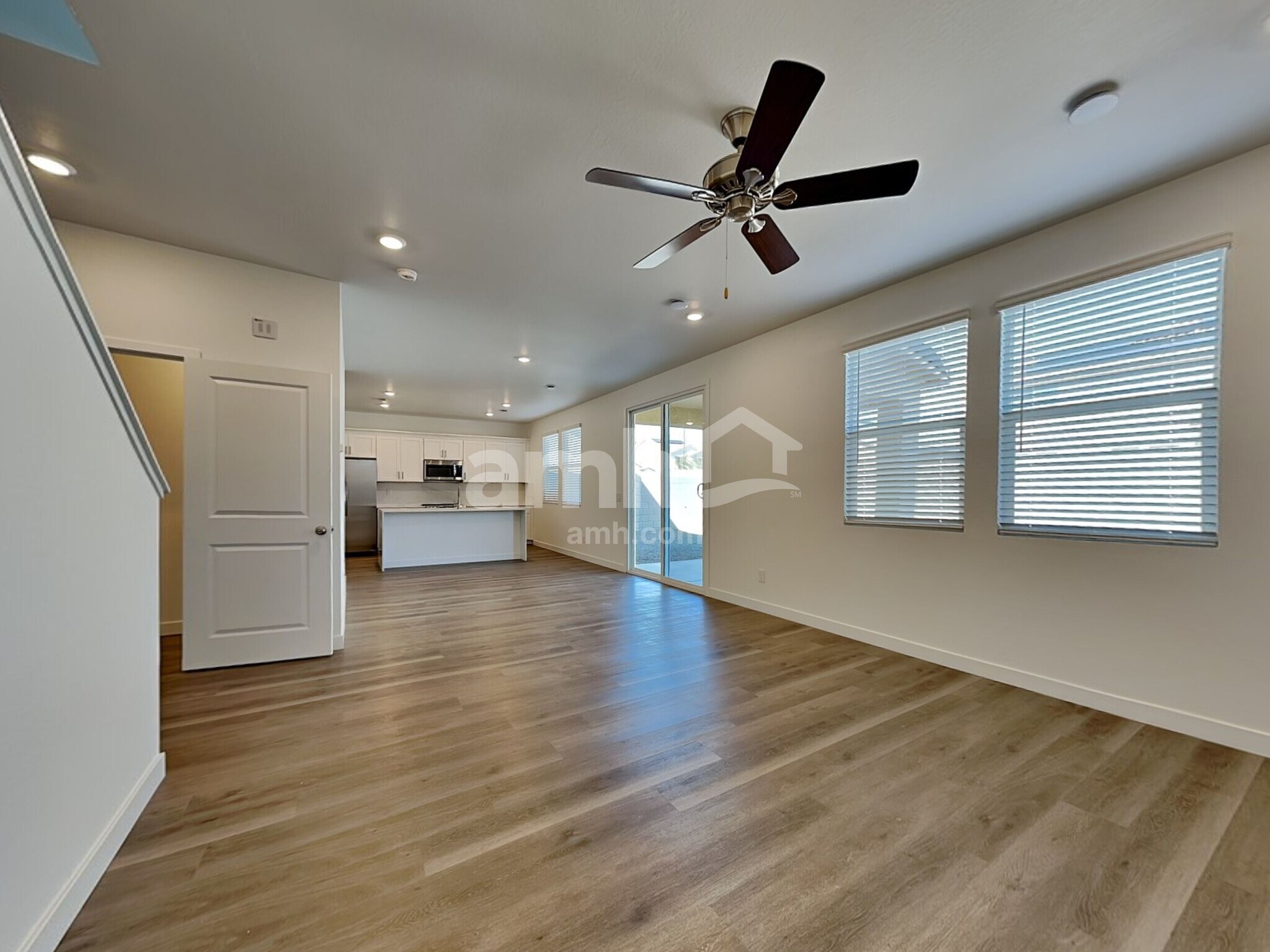 Building Photo - 20177 W Thomas Rd