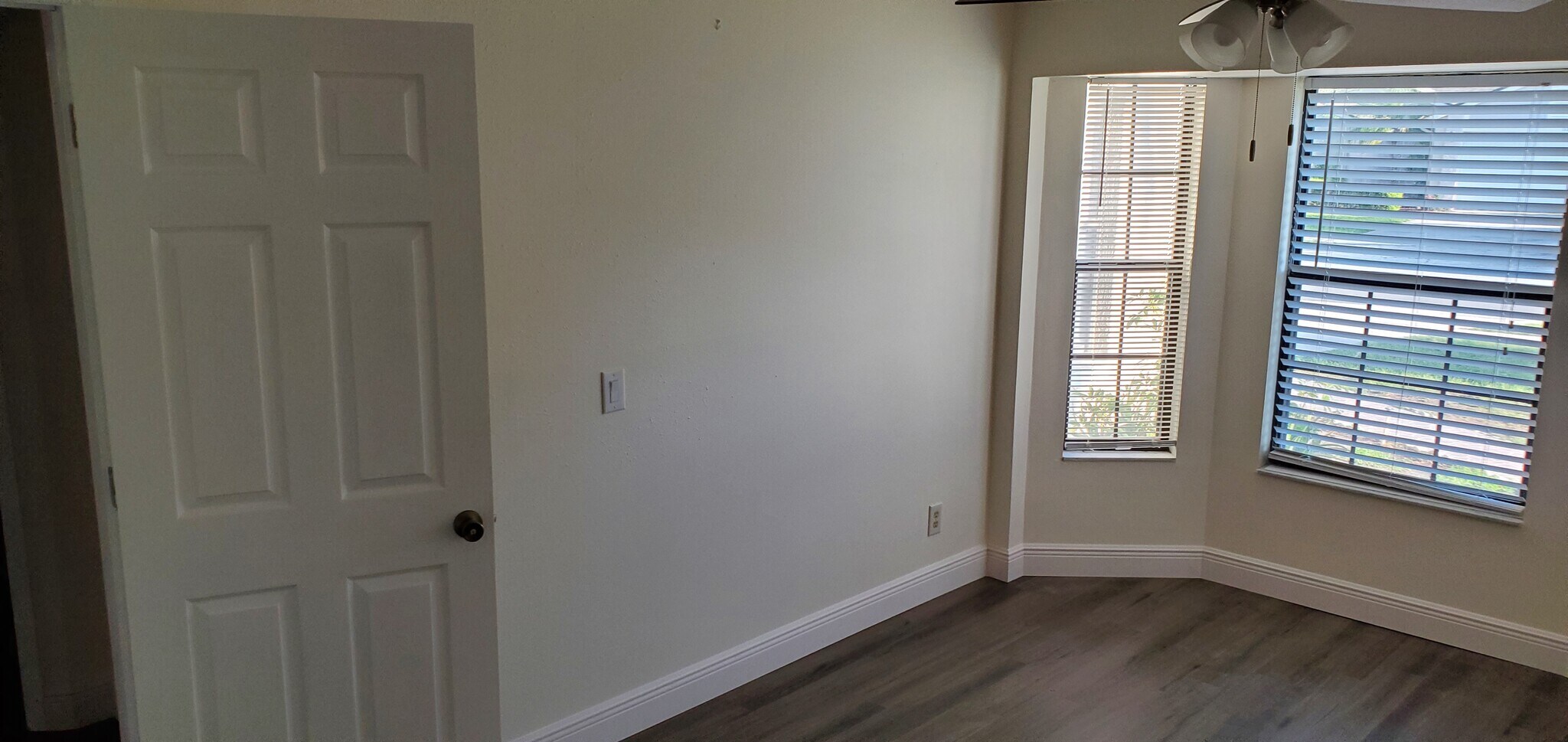 Building Photo - 3317 Hillmont Cir