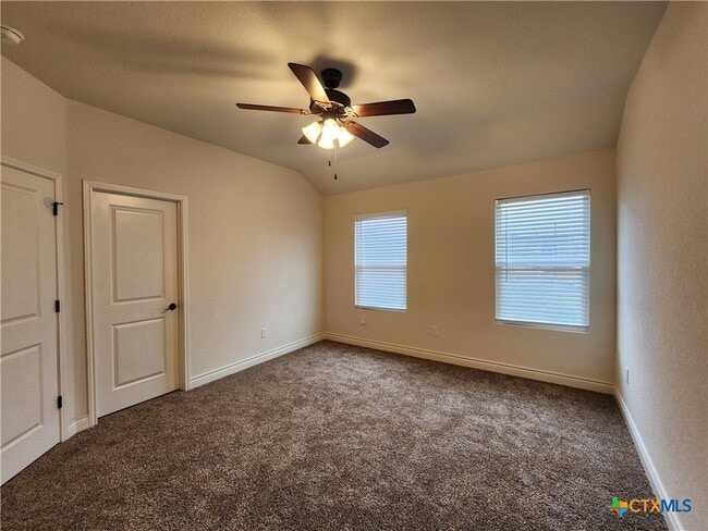 Building Photo - 340 Untermaier St