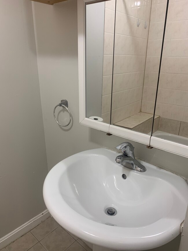 Building Photo - 1506 Columbia Rd NW