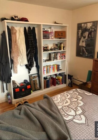 Building Photo - 14 Medway St