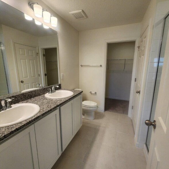 Building Photo - 9286 Sandy Bluffs Circle