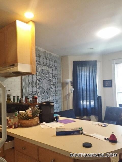 Building Photo - 55 Park Dr