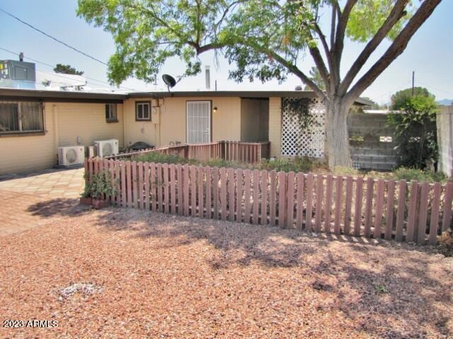 Building Photo - 3001 Quail Run Dr