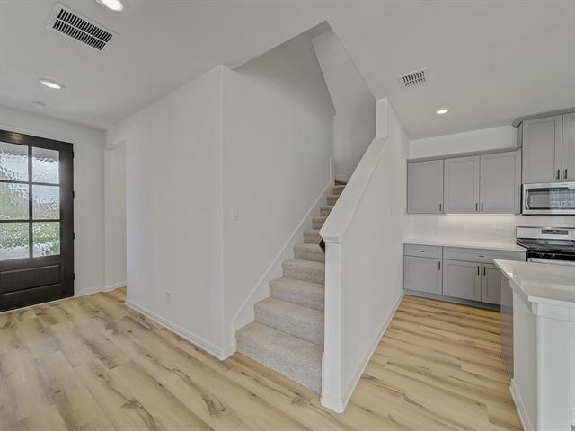 Building Photo - 1828 Holland Dr