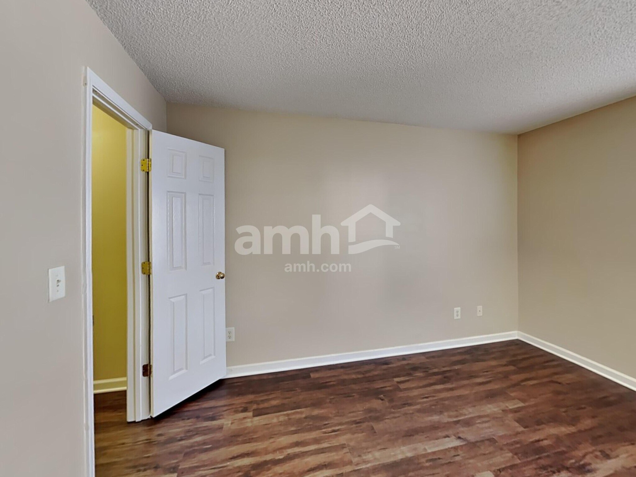 Building Photo - 212 Ashland Dr