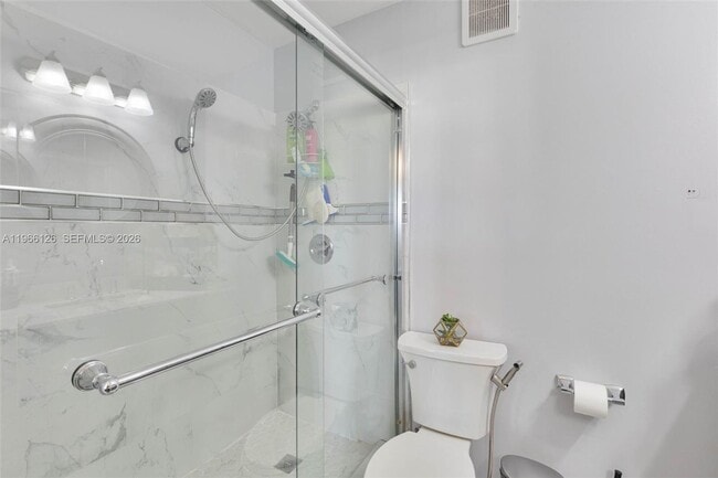 Building Photo - 9925 NW 57th Manor