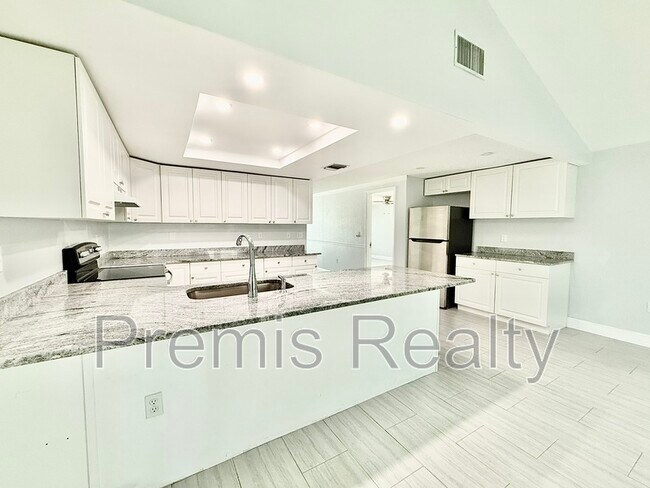 Building Photo - 11950 107th Ave N