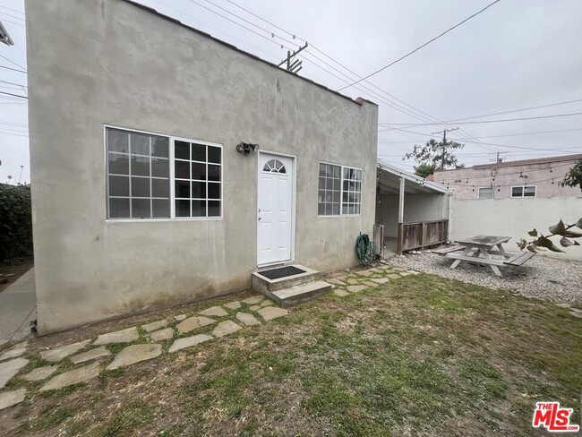 Primary Photo - 849 San Miguel Ave