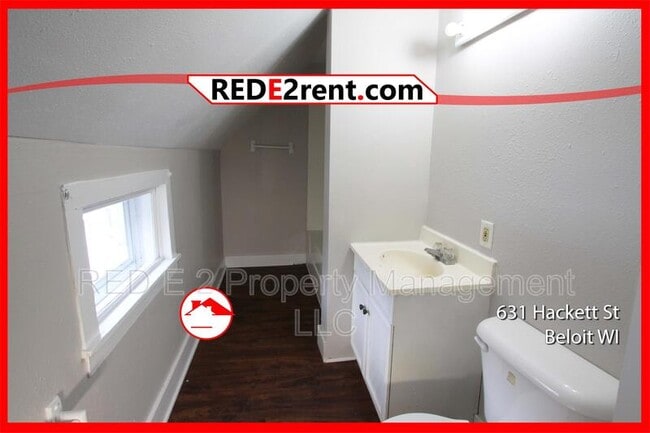 Building Photo - 631 Hackett St