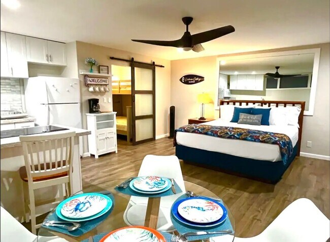 Primary Photo - One Bedroom / One Bath Condo on Golf Cours...