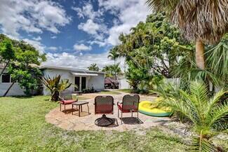 Building Photo - 4180 NW 5th Ave