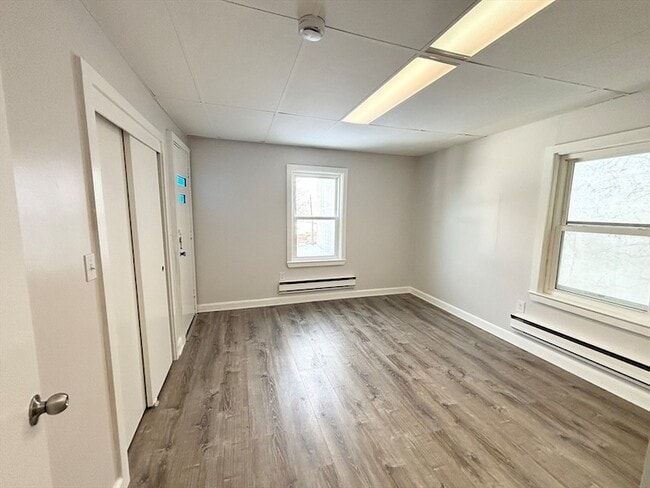 Building Photo - 3 Hadley Ct