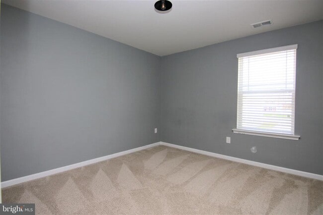 Building Photo - 122 S Marshview Terrace