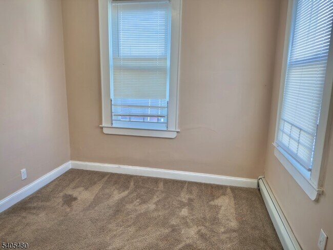 Building Photo - 245 22nd St